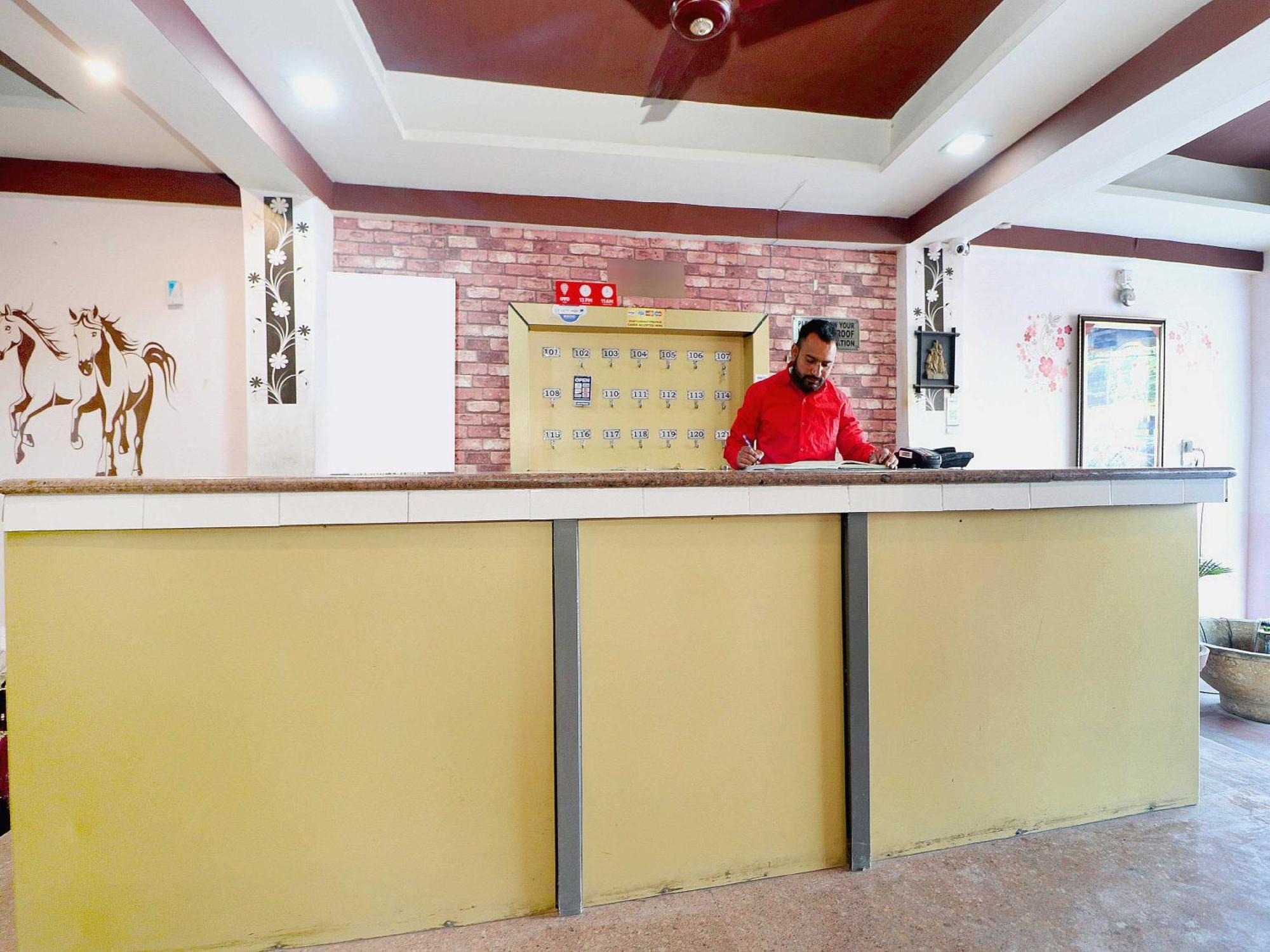 Hotel O Welcome Lounge Shahpur  Exterior photo